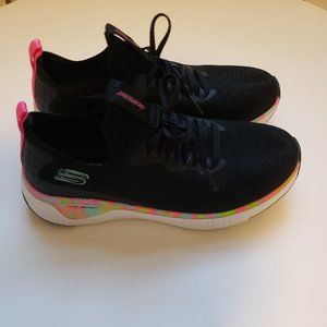 Sketchers shoes